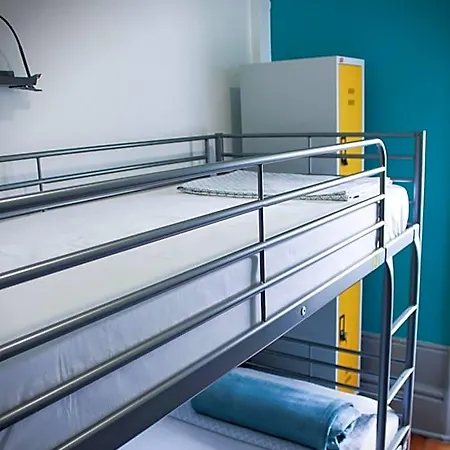 Hostel By Doors