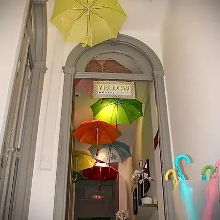 By Doors Hostel