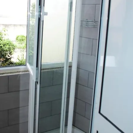 By Doors * פורטו