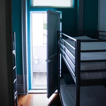 Vandrarhem By Doors