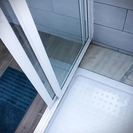 By Doors * פורטו