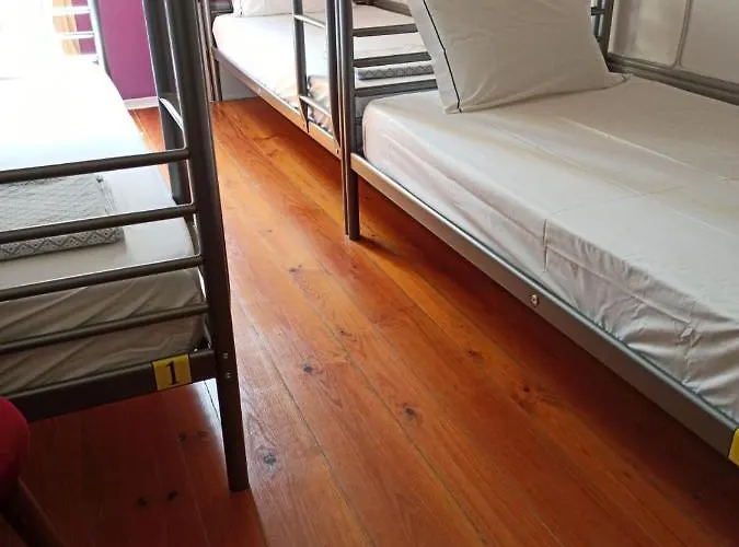 Albergue By Doors Porto