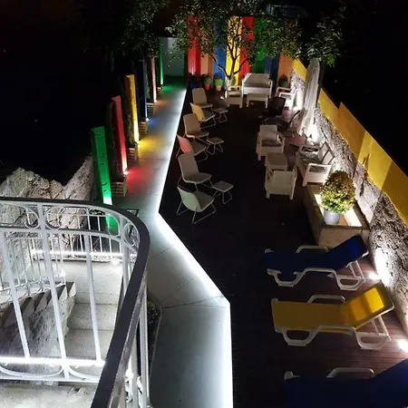 By Doors * بورتو