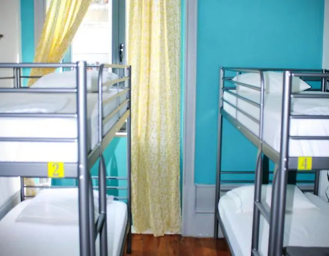 Auberge de jeunesse By Doors *